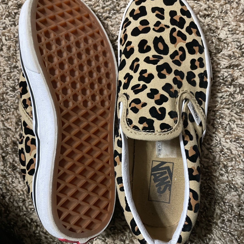 Girls Leopard Vans SZ 3